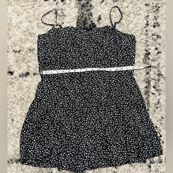 Trixxi Monochrome Floral JumpDress/Skort - Picture 8 of 9